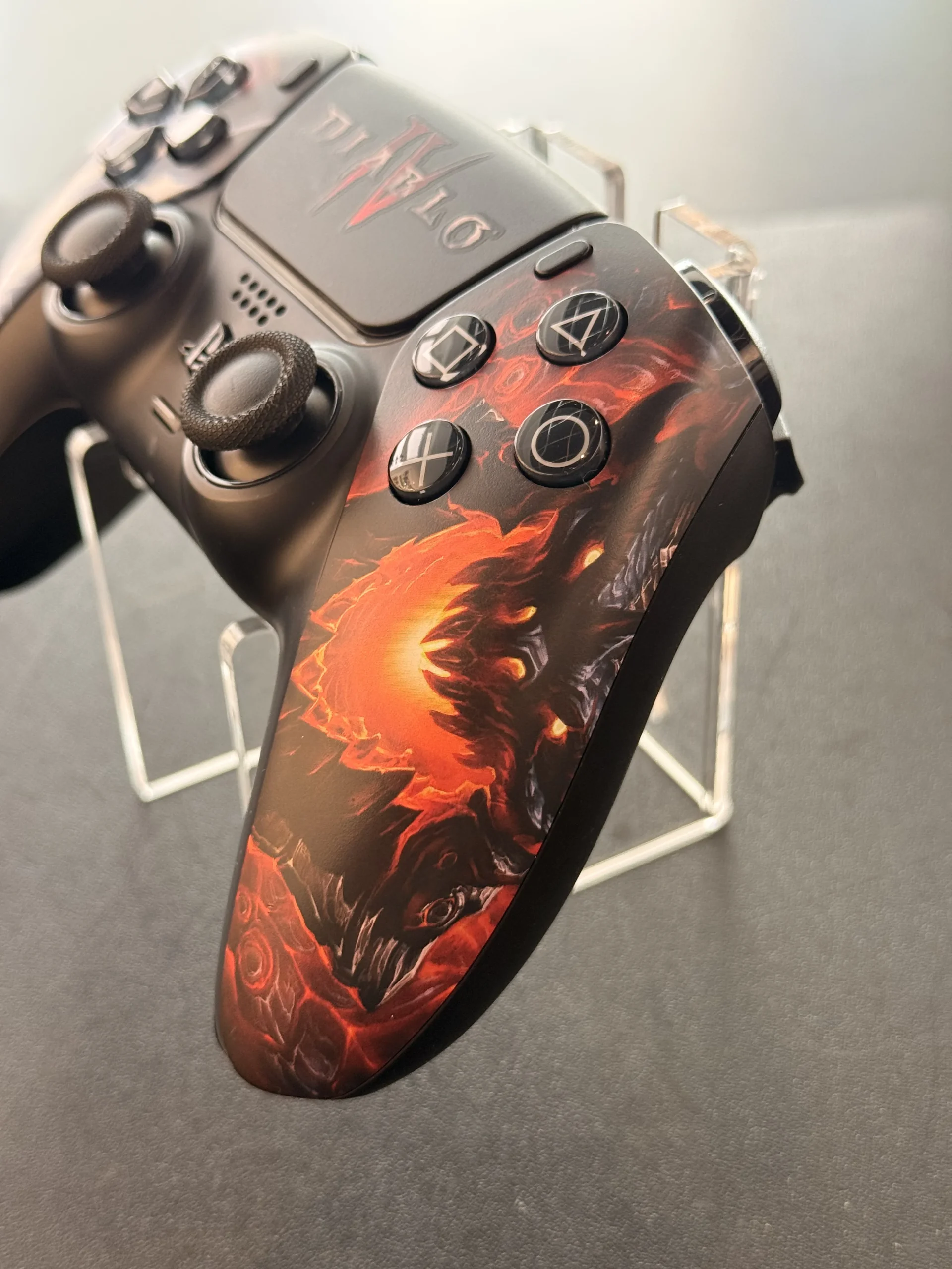 PS5 DualSense Controller – "Diablo IV" mit TMR Hall-Effect-Sticks • Konsolenservice.at PS5 DualSense Controller – "Diablo IV" mit TMR Hall-Effect-Sticks
